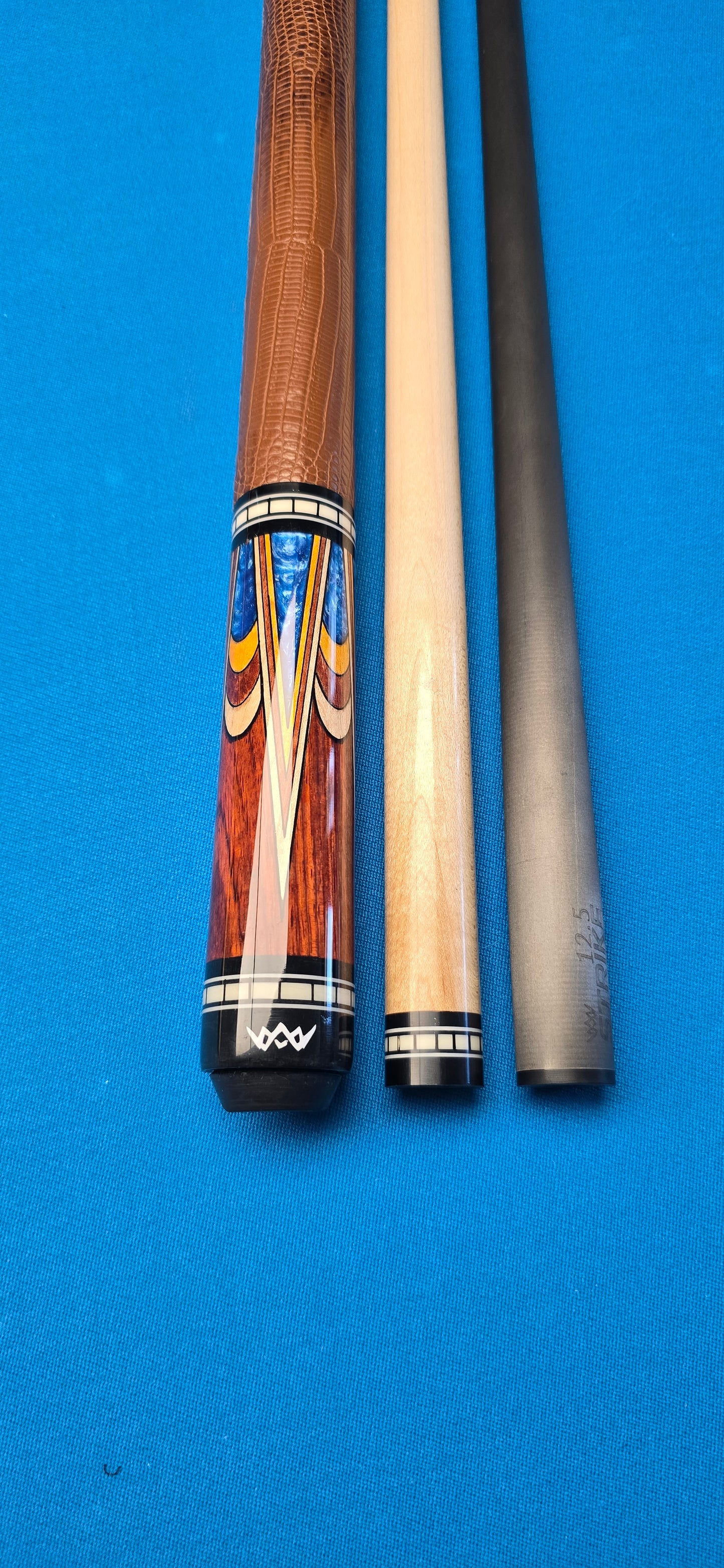 Precision ButterFly Inlay Playing Cue 1 of 1