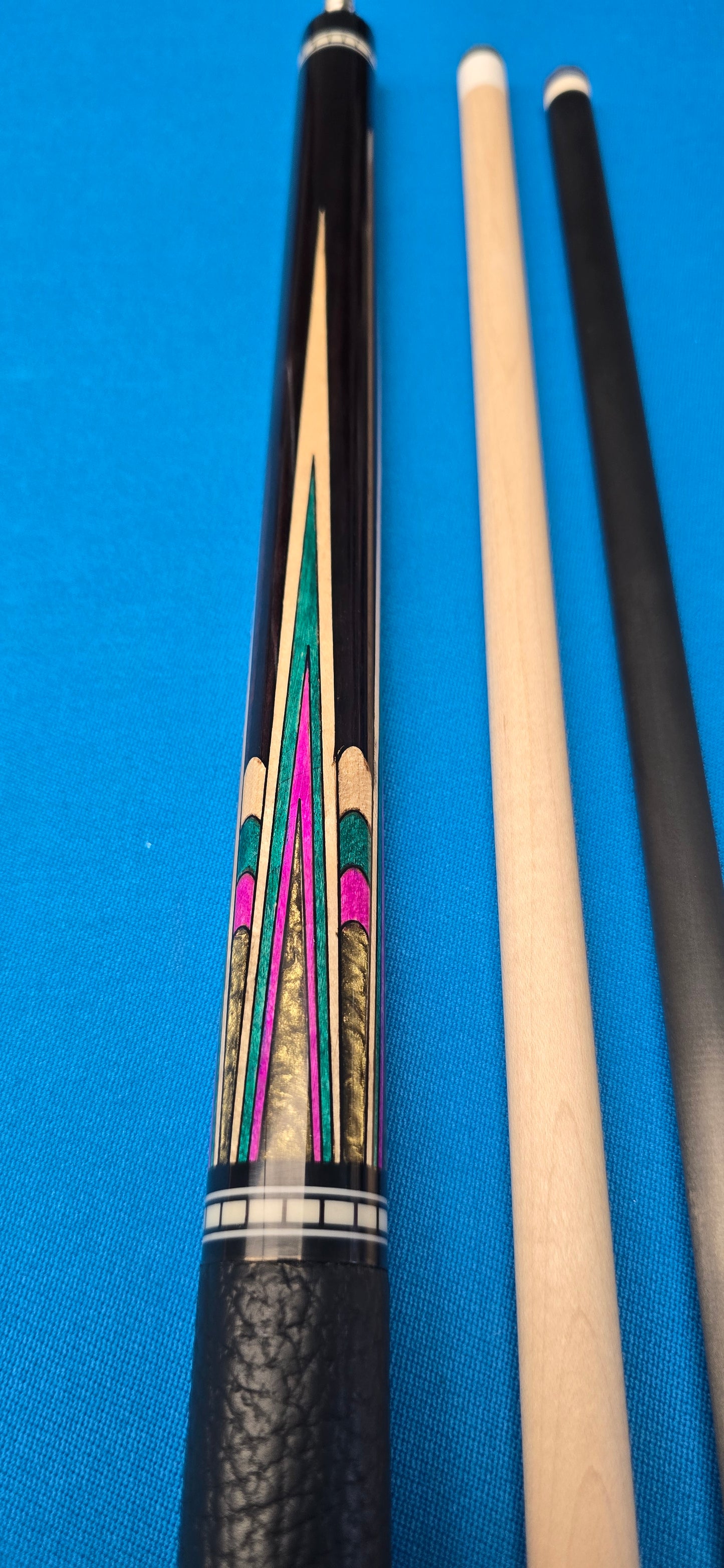 Precision ButterFly Inlay Playing Cue 1 of 1