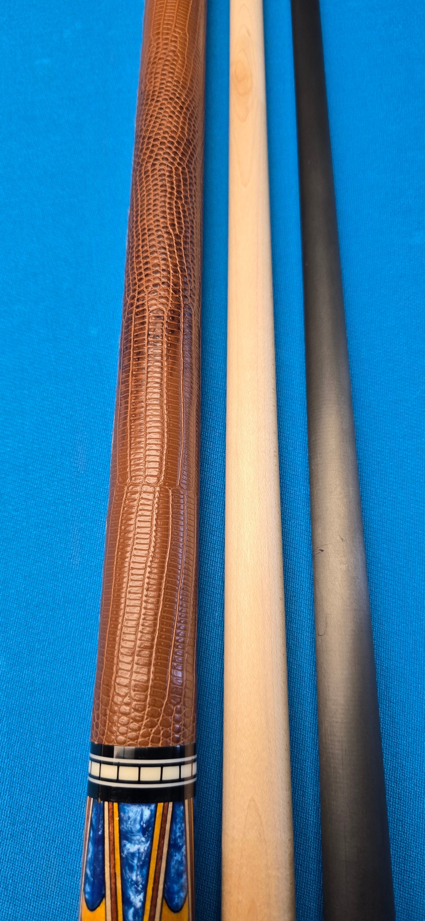 Precision ButterFly Inlay Playing Cue 1 of 1