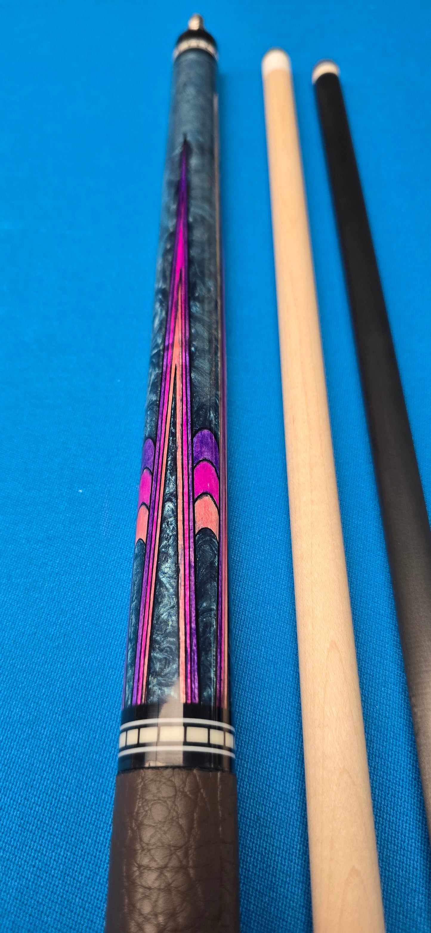 Precision ButterFly Inlay Playing Cue 1 of 1