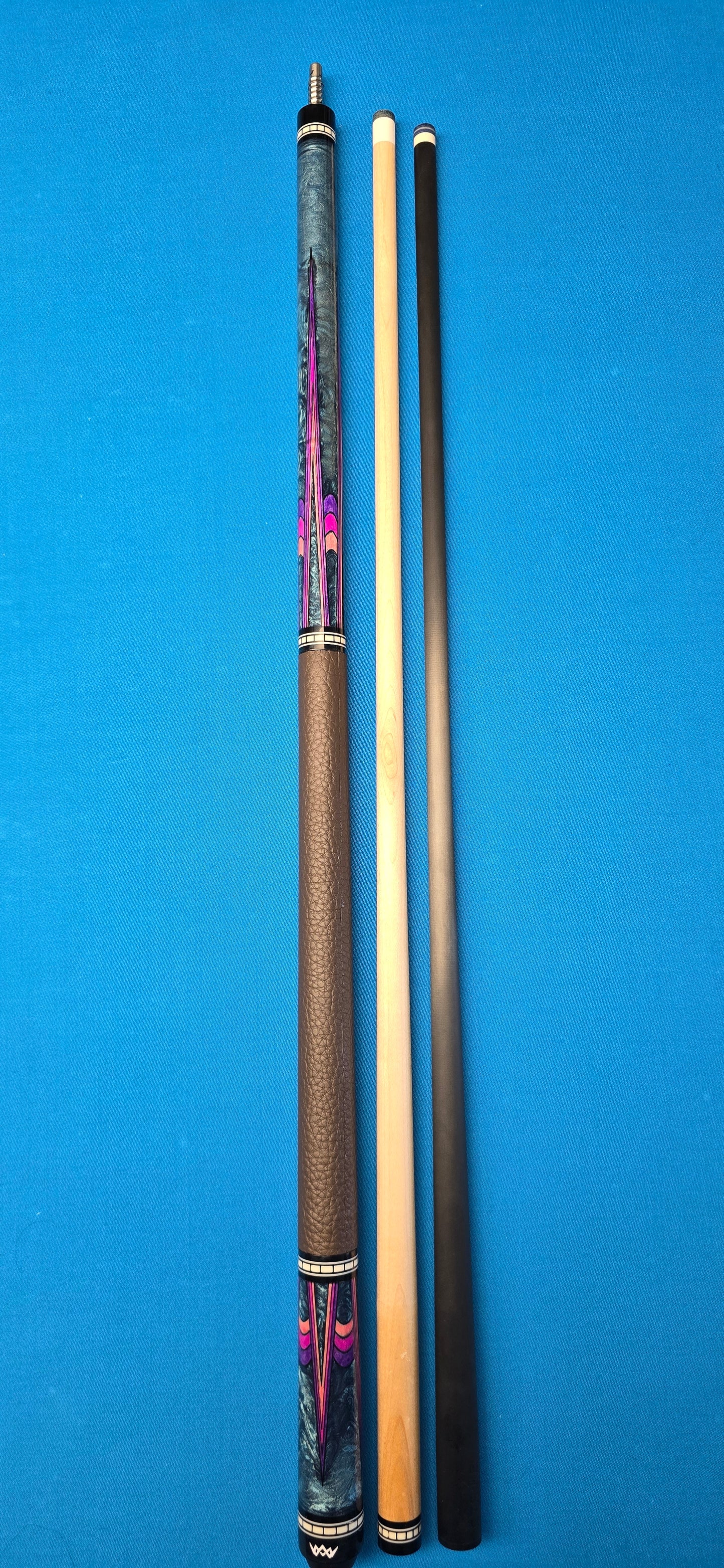 Precision ButterFly Inlay Playing Cue 1 of 1