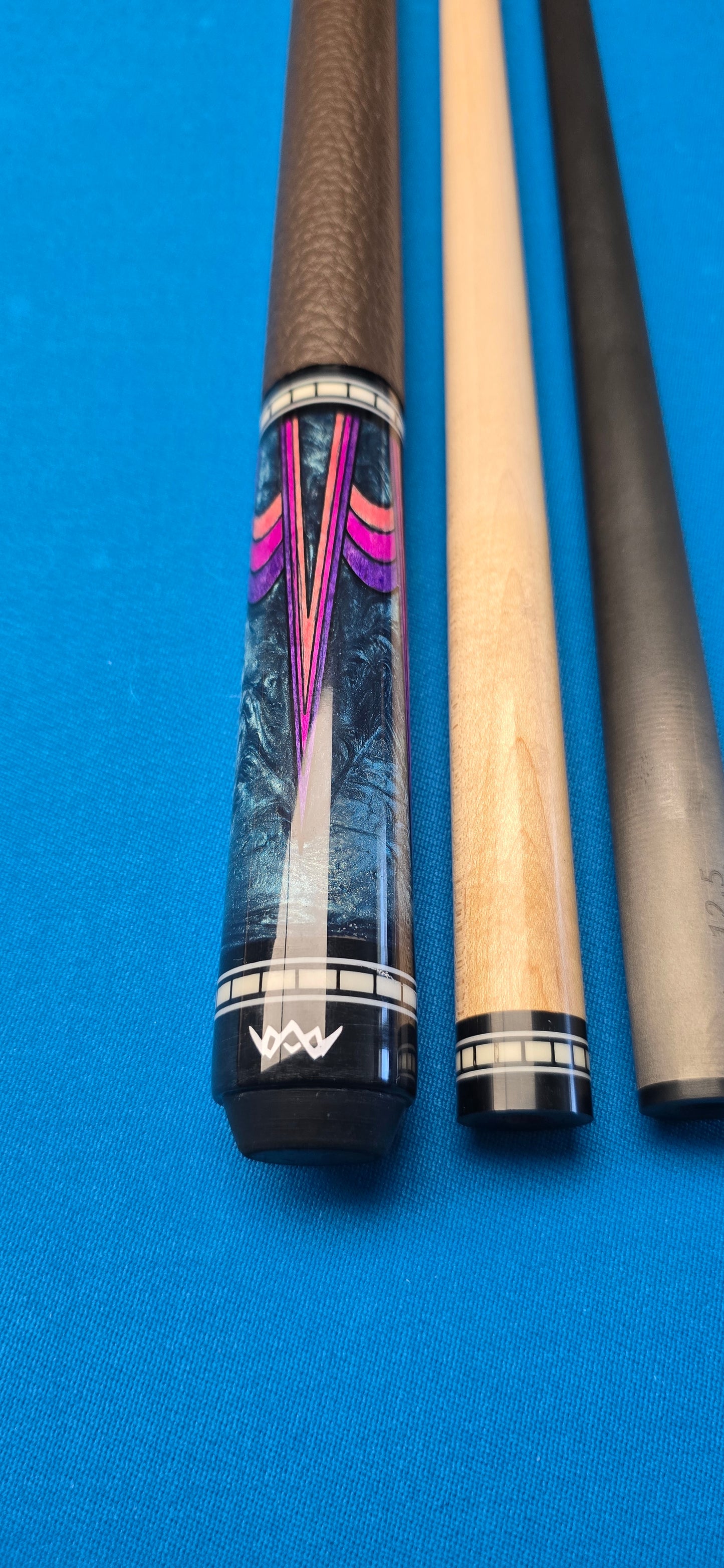 Precision ButterFly Inlay Playing Cue 1 of 1