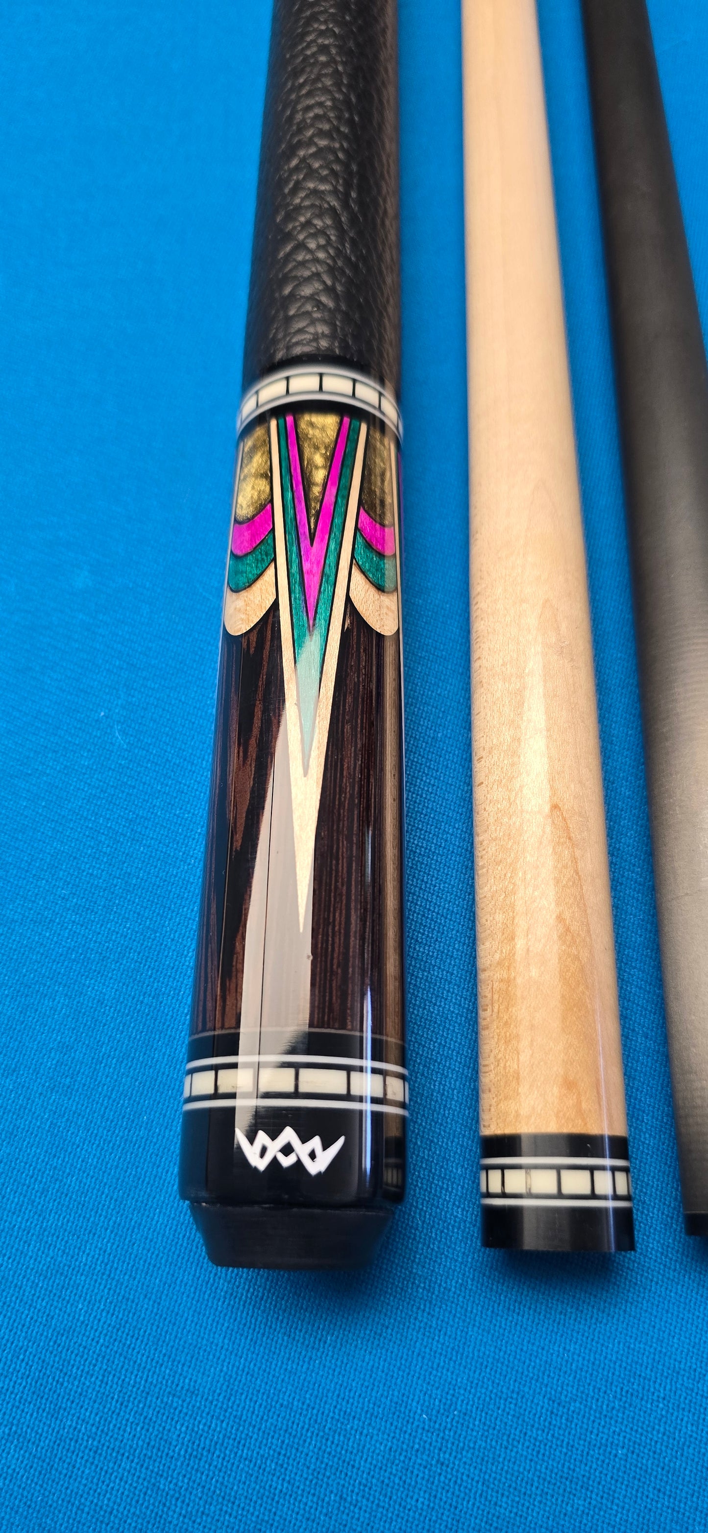 Precision ButterFly Inlay Playing Cue 1 of 1