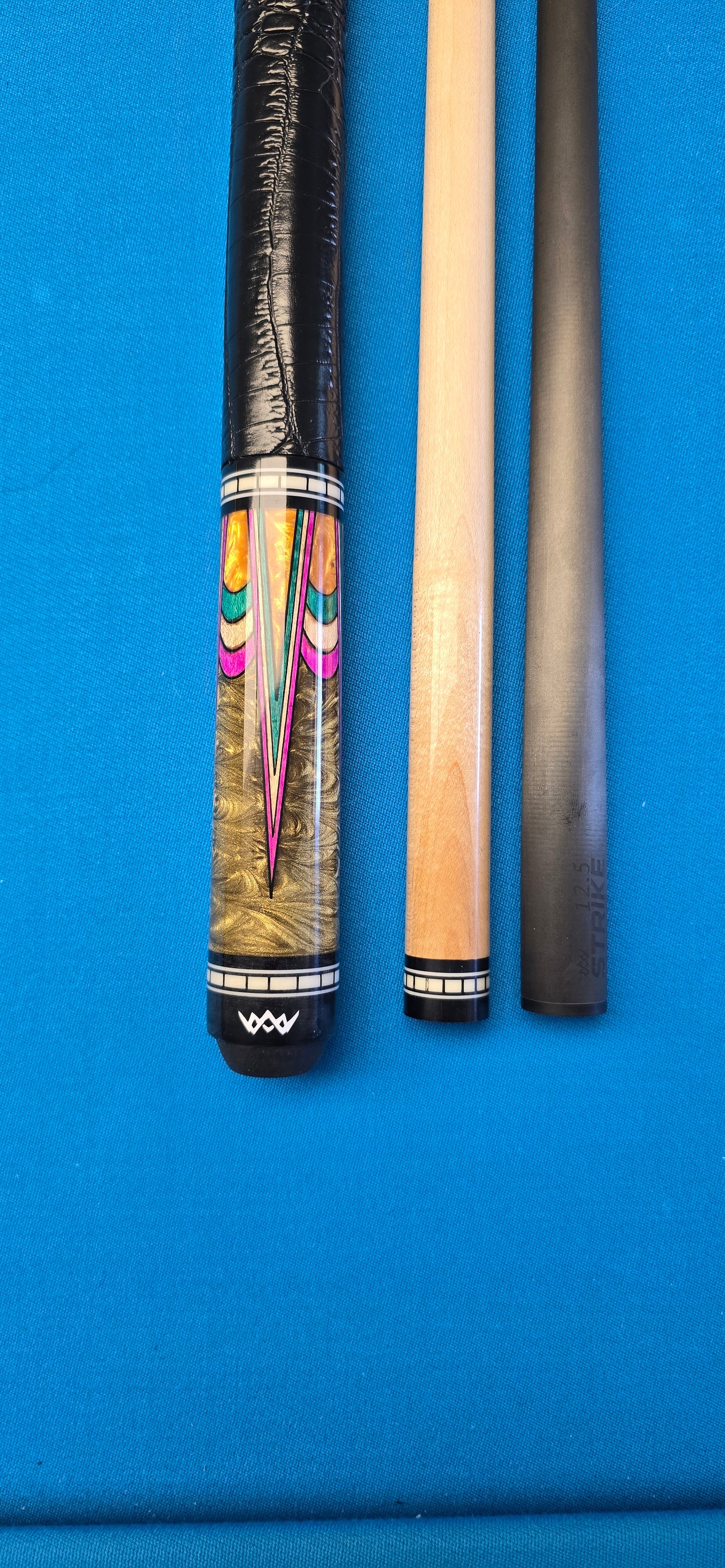 Precision ButterFly Inlay Playing Cue 1 of 1