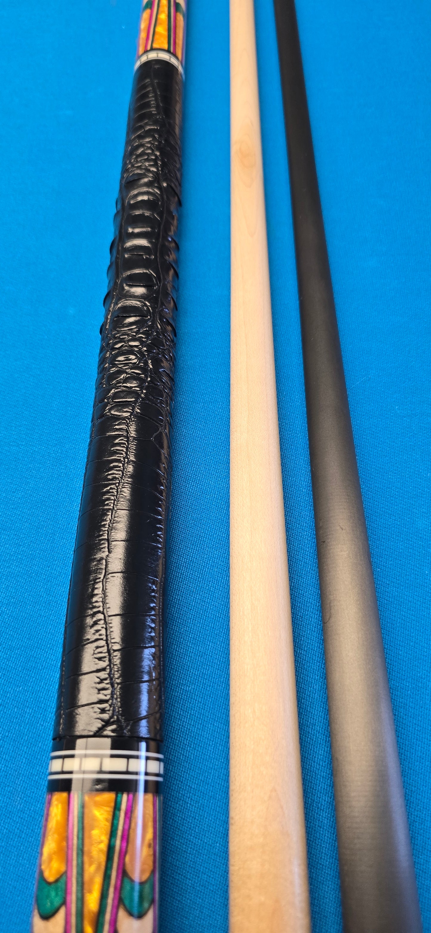 Precision ButterFly Inlay Playing Cue 1 of 1